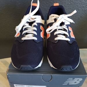 New Balance Homes Sneakers